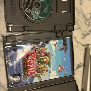 Zelda WindWaker (Manuel included ) & Zelda four sword adventure
